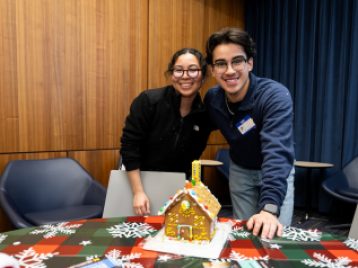 2025-12-05 Gingerbread Decorating 